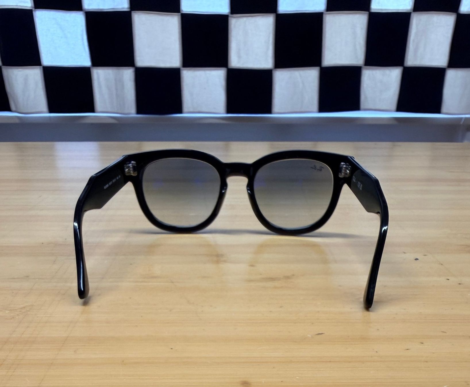 Ray-Ban Occhiali & Lenti: Lunettes de soleil Ray Ban Mega Hawkeye – Usato da nidau venduto da lcmac7 3
