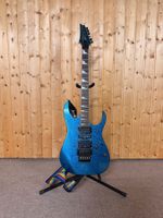 Ibanez E-Gitarre Blau Glitzer mit Floyd Rose & Koffer RG570