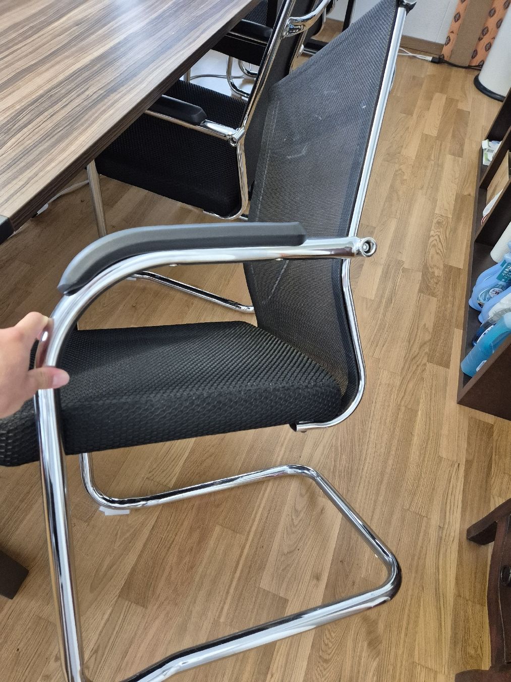 Tische: Sitzungszimmer Tisch/Stühlen – Gebraucht aus Beckenried von fon_fc2l 4