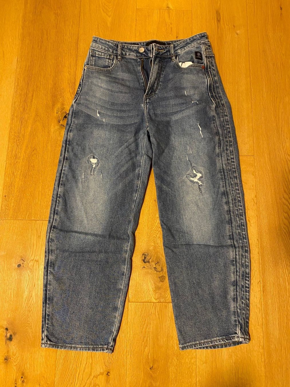 Jeans: Damen Jeas ELIASRUMELIS Gr. 25 – Usato da küssnacht am rigi venduto da Daot