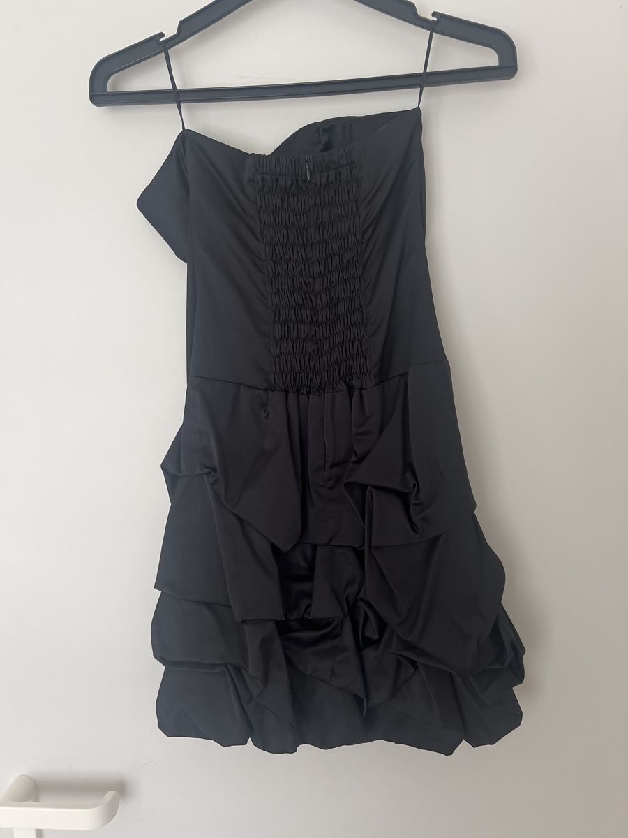 Vestiti: Kleid mit Rüschen – Usato da Zürich venduto da sabri810 1