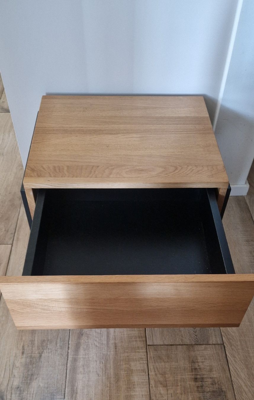 Tables de nuit: Nachttisch "DON" Eiche massiv NEUPREIS 239.- – D'occasion à Wallisellen par Jorge_Javier 2