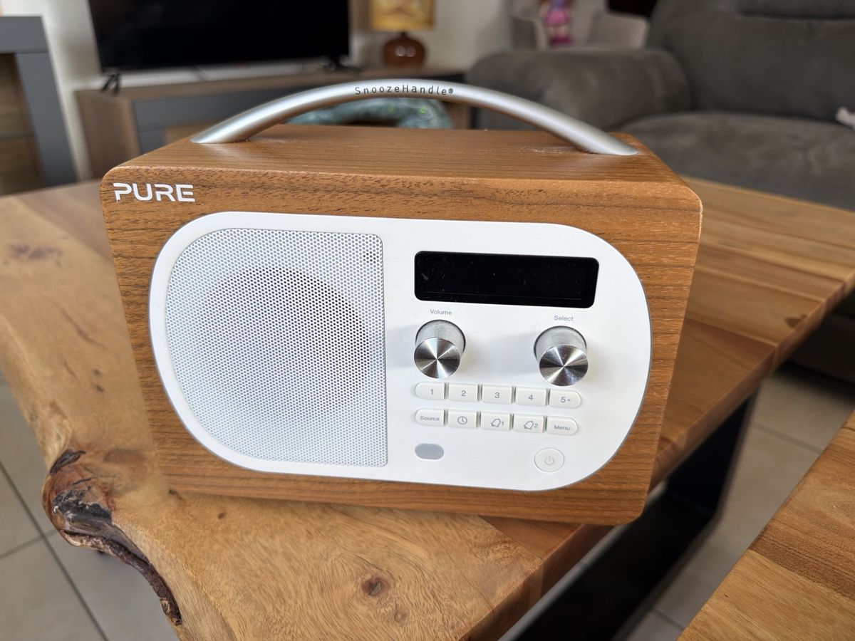 Radios: Radio Pure Evoke D440  – Neu (gemäss Beschreibung) aus Botyre (Ayent) von Claude-EvelyneS