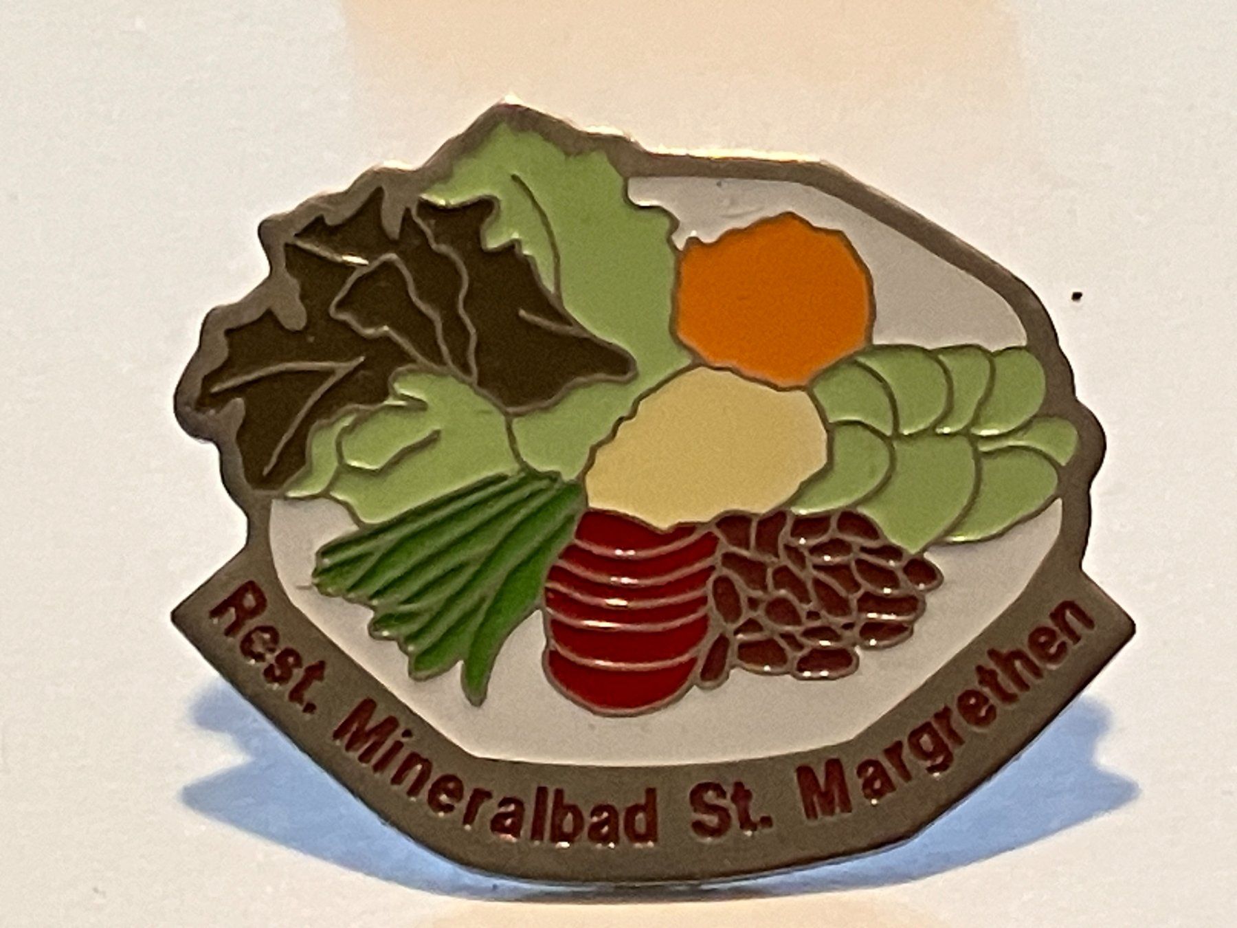 Placchette & Badge: 1 Pin Restaurant Mineralbad St. Margrethen – Usato da Basel venduto da djwwpp