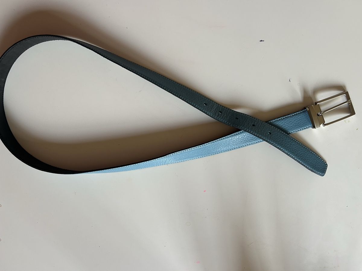 Cinture: Ceinture en cuir, taille 110, bleu clair – Nuovo (secondo la descrizione) da St-Prex venduto da mar_f6t6