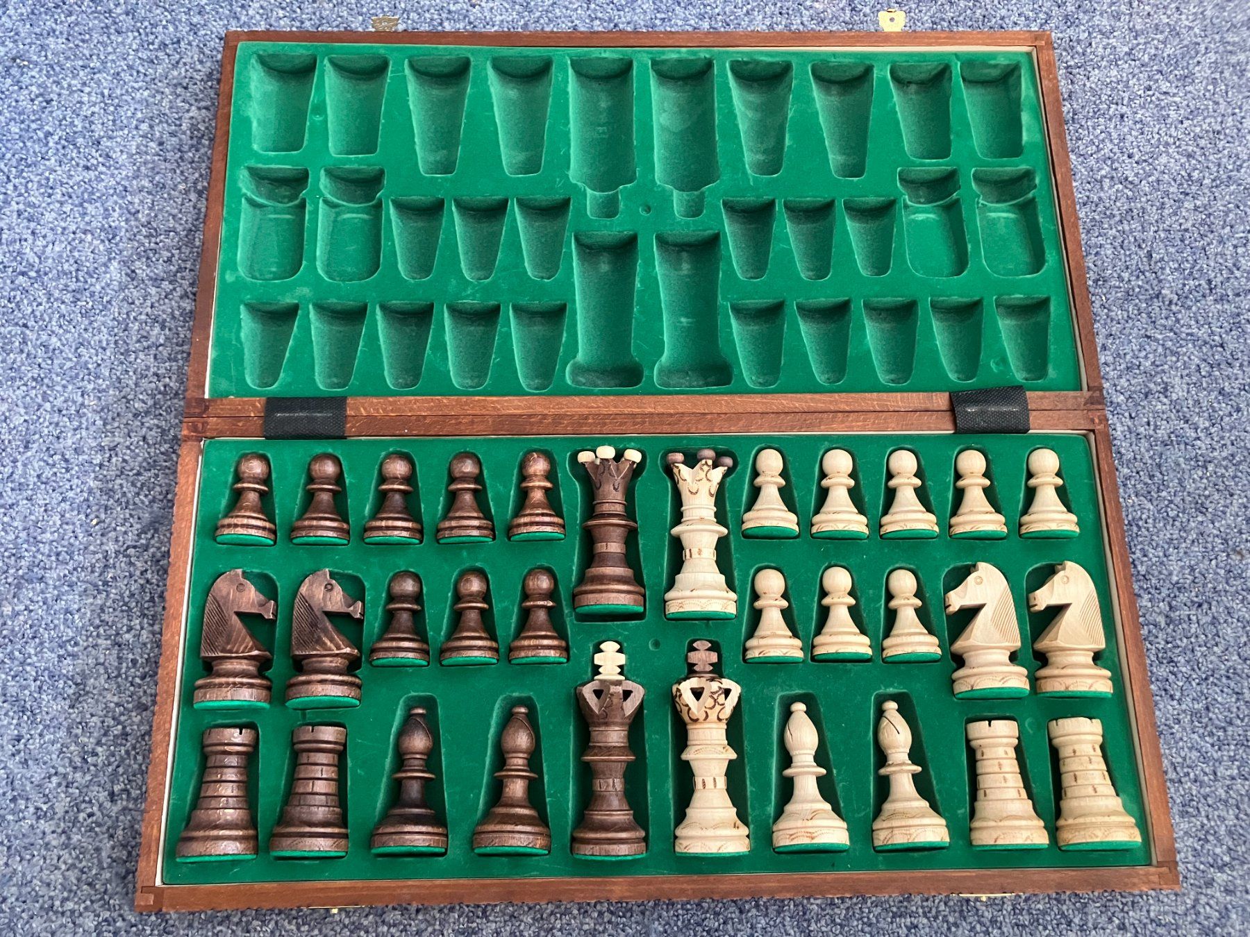 Spiele: Echiquier artisanal (grande taille) – Gebraucht aus Meyrin von Julien333 1