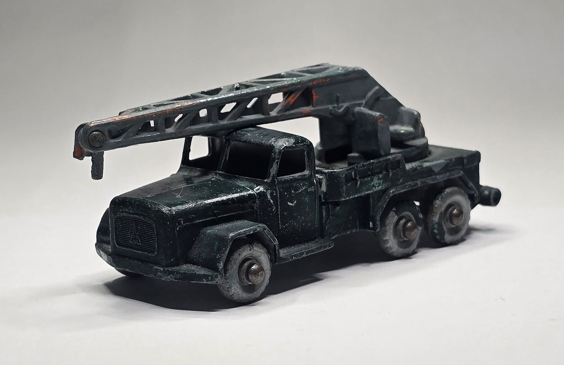 Matchbox Modellini d'auto: Magirus-Deutz Kranwagen Nr. 30, Lesney Matchbox Oldtimer – Usato da Kirchberg BE venduto da HotWheelsSammler 3