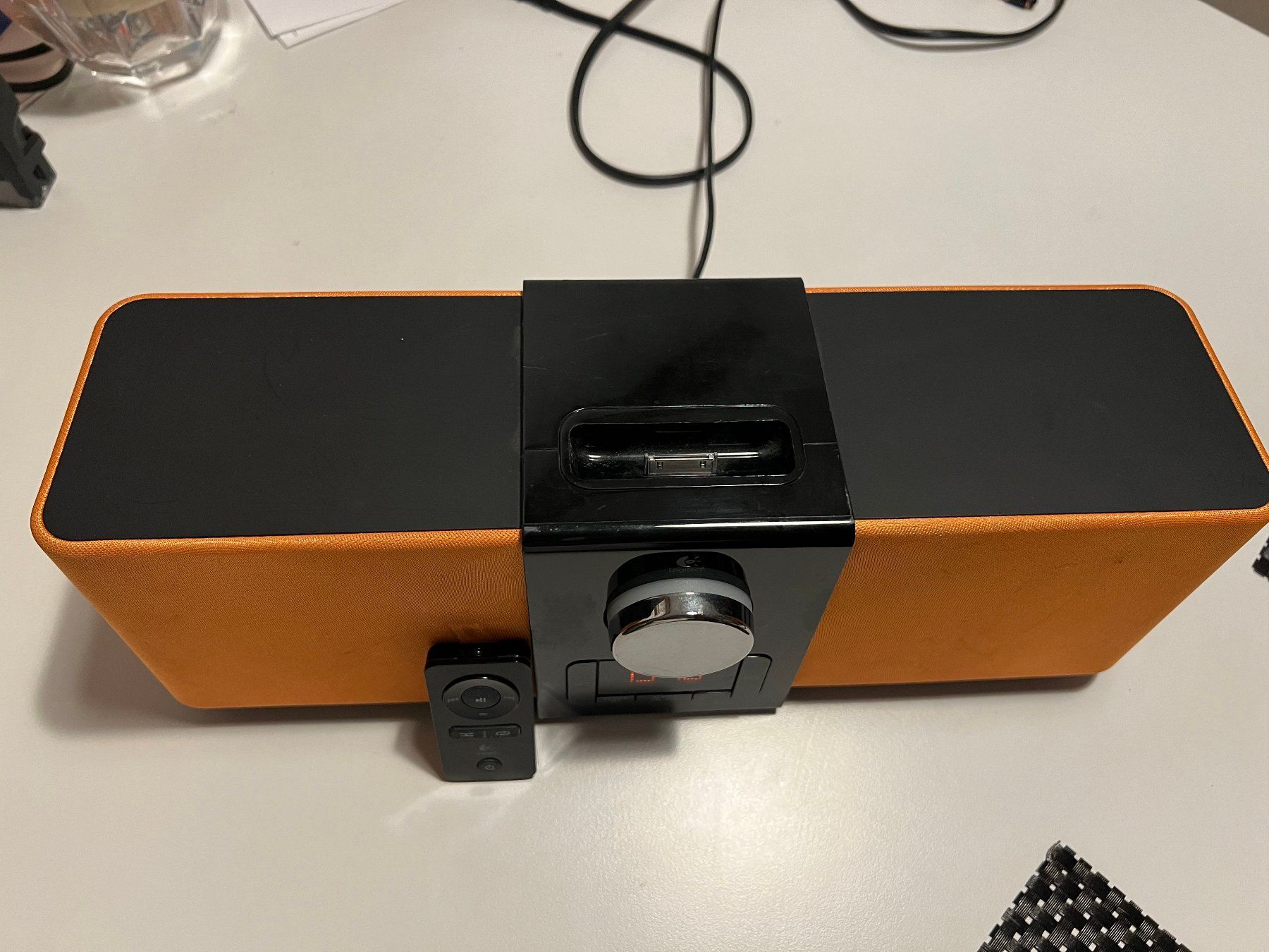 Dockingstation: Logitech Pure-Fi Express Plus DOCKING LAUTSPRECHER – Gebraucht aus Bazenheid von rue_6hcy 1