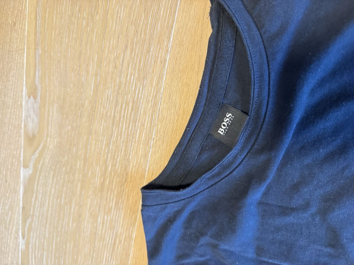 Hugo Boss T-Shirts: Hugo Boss shirt XL – Gebraucht aus Uerikon von Petersli 2