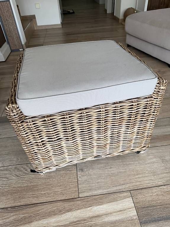 Hocker: HILLS, Gartensitzpuff von FLAMANT – Neu (gemäss Beschreibung) aus Schöfflisdorf von Babyjane