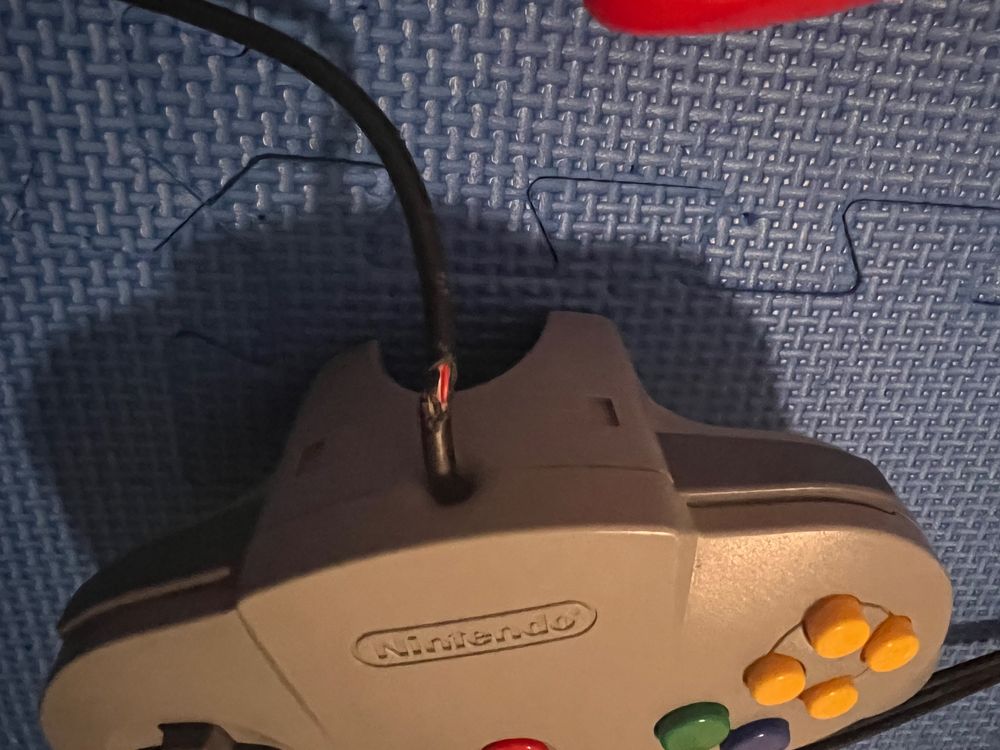 Nintendo Konsolen: Nintendo 64 / N64 Konsole mit 2 Controller – Gebraucht aus Gossau SG von schlitzerdemon 8