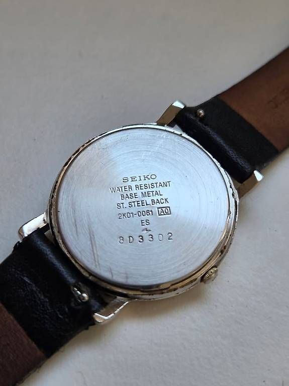 Orologi: Montre Seiko Quartz réf. 2K01-0061 - Élégance discrète – Usato da Genève venduto da kev_d8z5 2