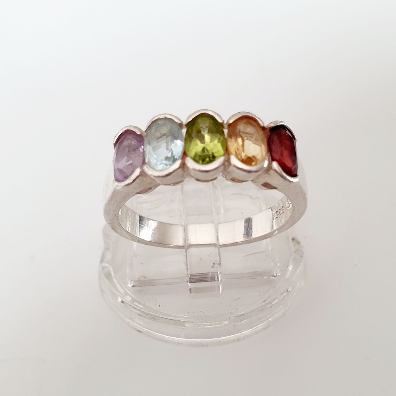 Anelli: Silberschmuck Ring mit 5 bunten Steinen Grösse 19,6 – Usato da Kreuzlingen venduto da Wunderkiste123