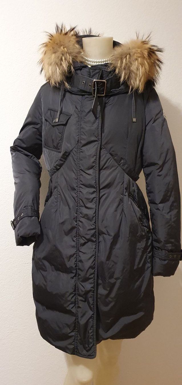 Moncler Cappotti: MONCLER Daunenmantel gr 4 antrazit – Usato da Niederbipp venduto da fashionfuchs 7