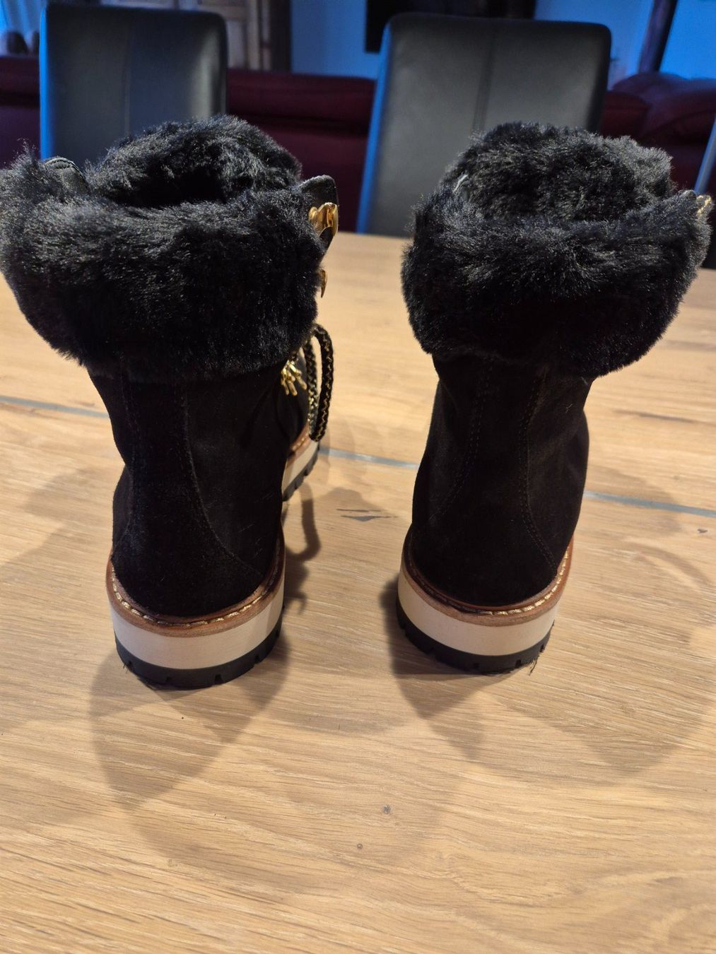Walder Scarpe da donna: Wildleder Winterstiefel – Nuovo (secondo la descrizione) da Lütisburg venduto da urbsus 5