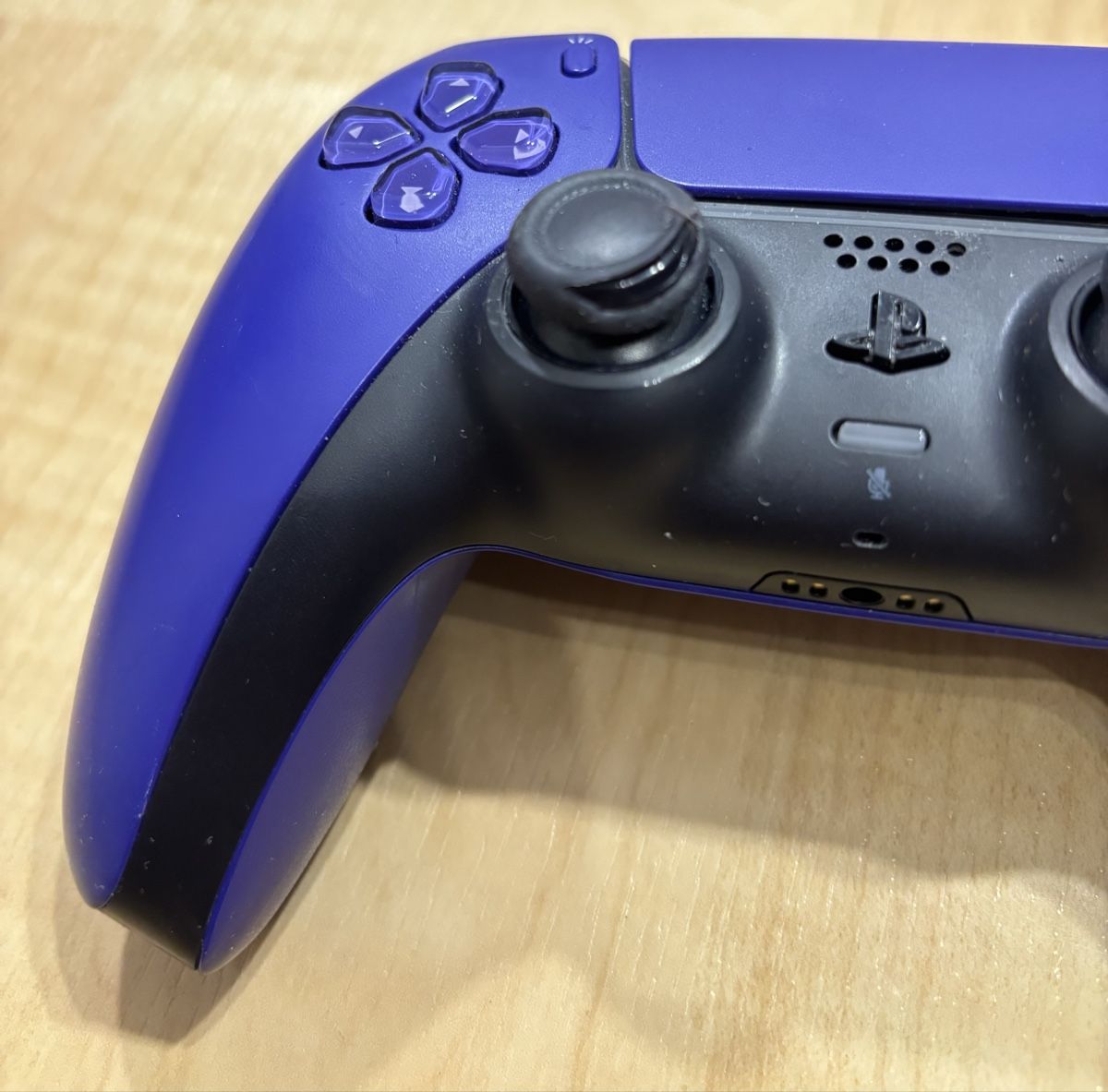 Sony Controller: Sony PlayStation 5 DualSense Controller violett gebraucht – Gebraucht aus Illgau von nikitinevgenij 1
