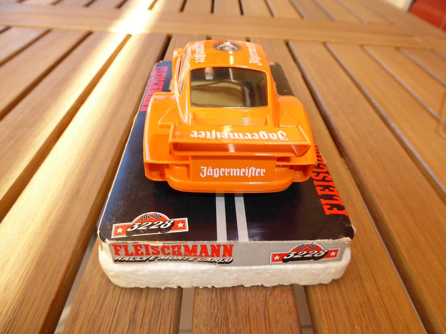 Fleischmann Piste: Fleischmann Porsche 935 1:32 Warsteiner" (3229) Top – Nuovo (secondo la descrizione) da Winkel venduto da Mordred2 4
