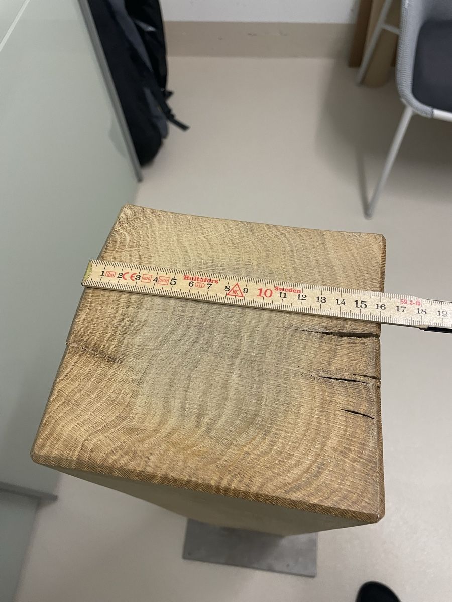 Alle Dekorationen: Holzsockel mit Stahlplatte – Gebraucht aus Malters von pascal-simon75 5
