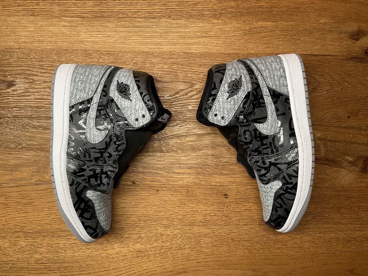 Jordan Scarpe da uomo: Air Jordan 1 RETRO HIGH OG Grösse 38 – Nuovo (secondo la descrizione) da Appenzell venduto da isa_qt76 2