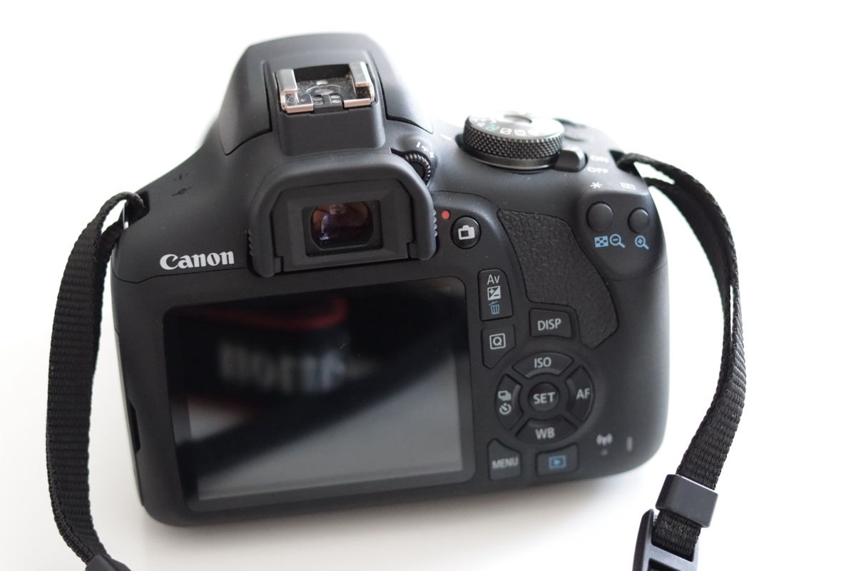 Canon Kamera: Canon EOS 2000D + 2 Objektive + Zubehör mit Restgarantie! – Neu (gemäss Beschreibung) aus St. Gallen von Geng_01 4