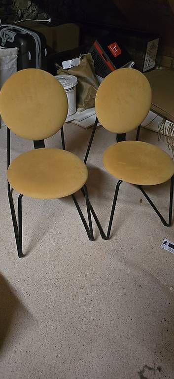 Chaises: Sedie moderne  – D'occasion à Giubiasco par gal_l62j 2