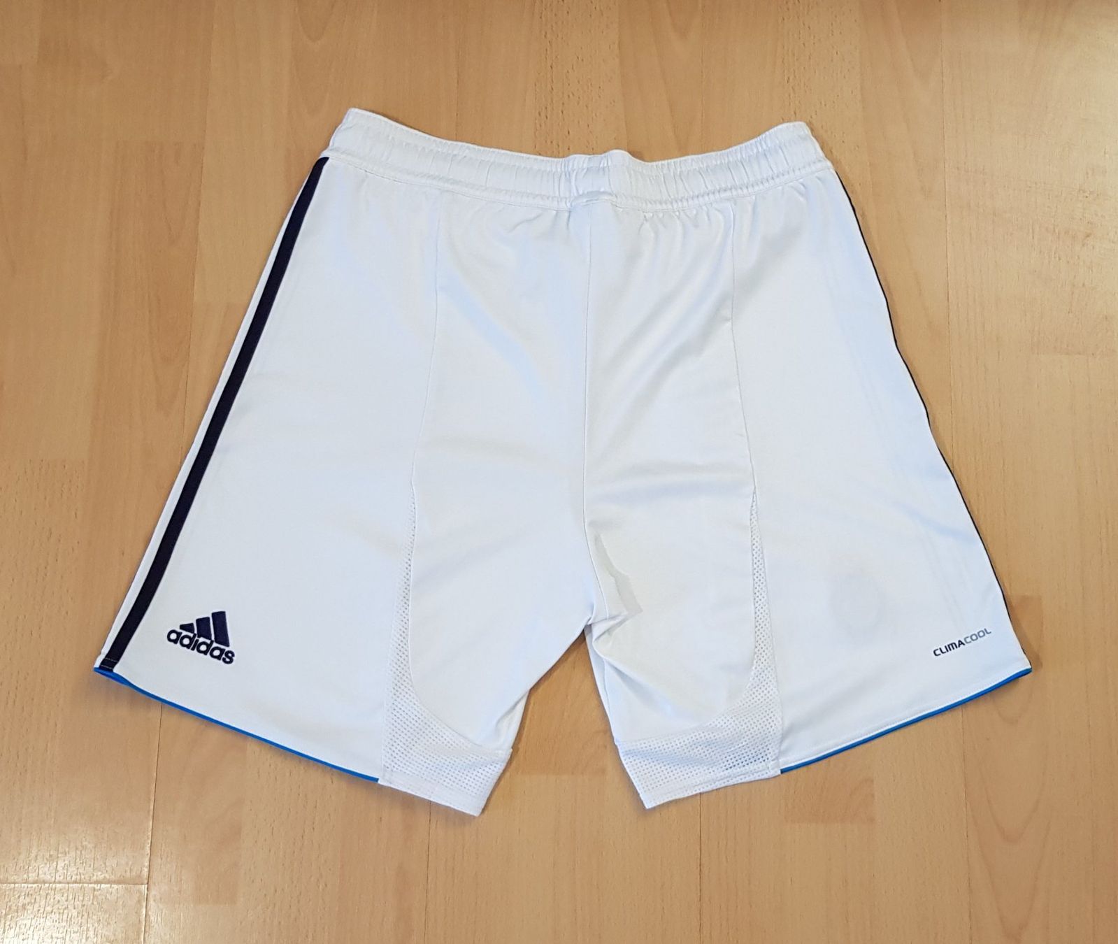 Adidas Pantaloni: Real Madrid Adidas Shorts, Grosse M – Usato da Le Mouret venduto da Pantini 3