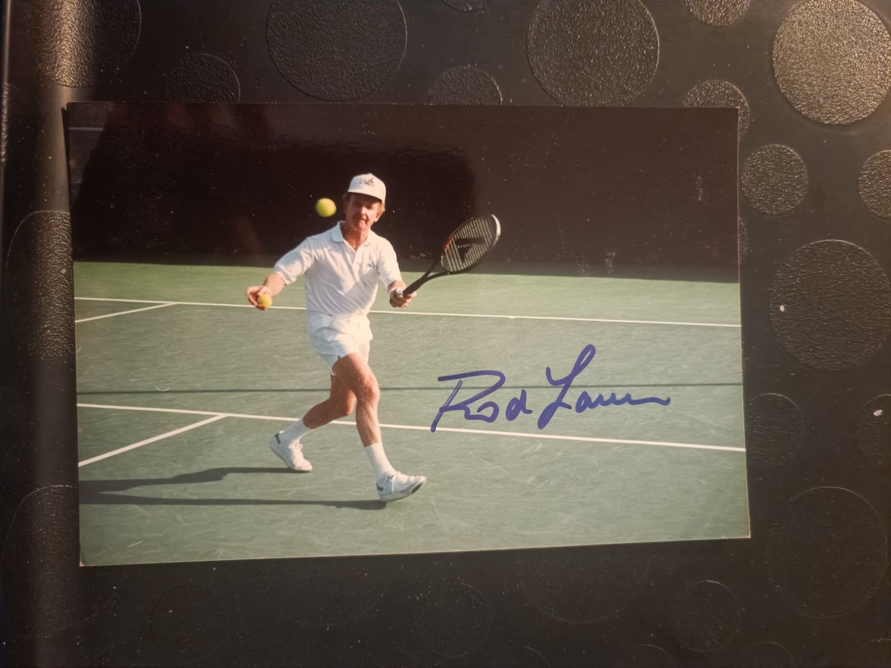 Autogramme: Rod Laver - handsigniertes Foto – Gebraucht aus Menziken von Artographs