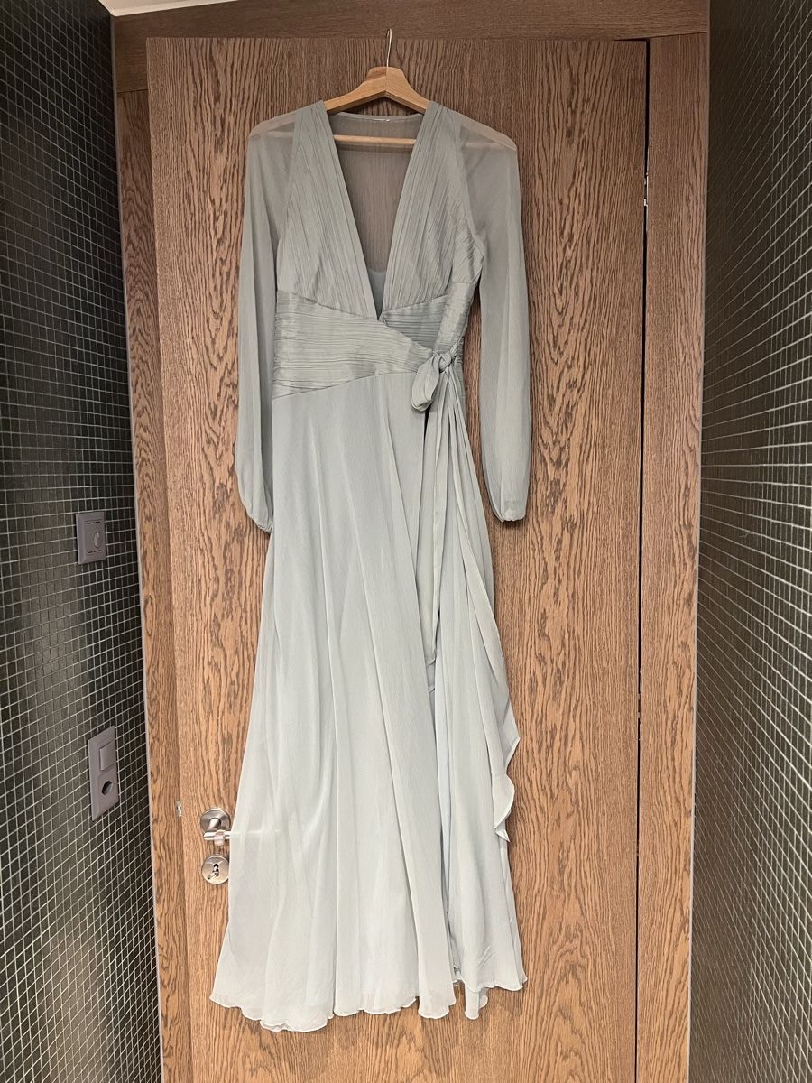 Asos Kleider: Schönes Abendkleid in Salbeigrün – Neu (gemäss Beschreibung) aus Zürich von dbdbdb