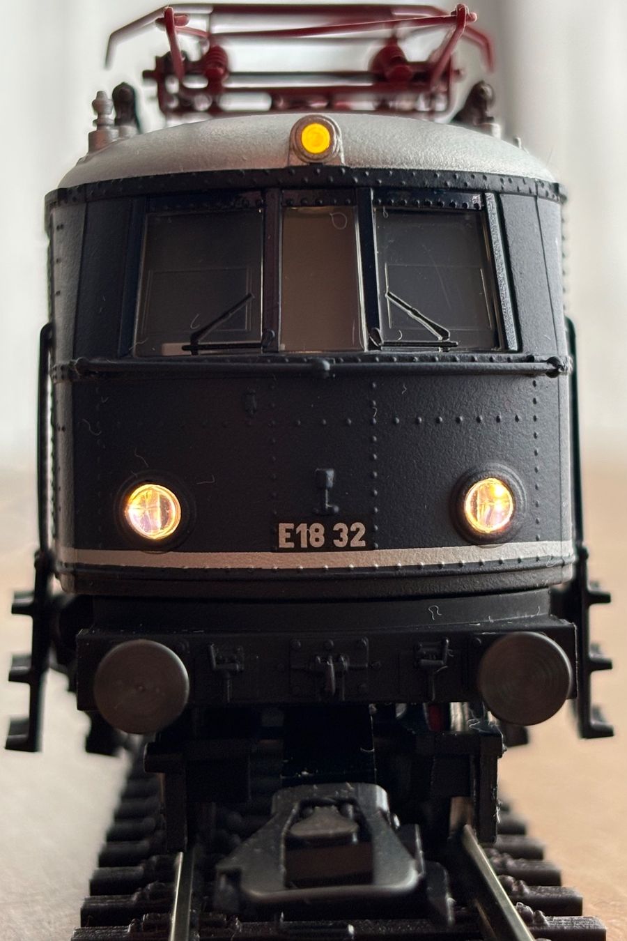 Trix Modellini di ferrovie: Trix 22451 Elok E18 der DB mit Sound – Nuovo e nell'imballaggio originale da Schinznach-Dorf venduto da Rur25 3