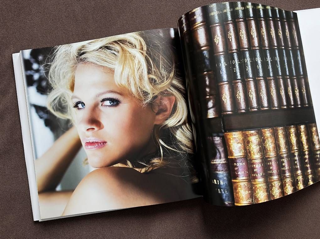 Libri: Chloe-Jasmine Whichello - Portrait Buch – Usato da Adliswil venduto da PetaParka 2