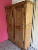 Armoire ancienne brute