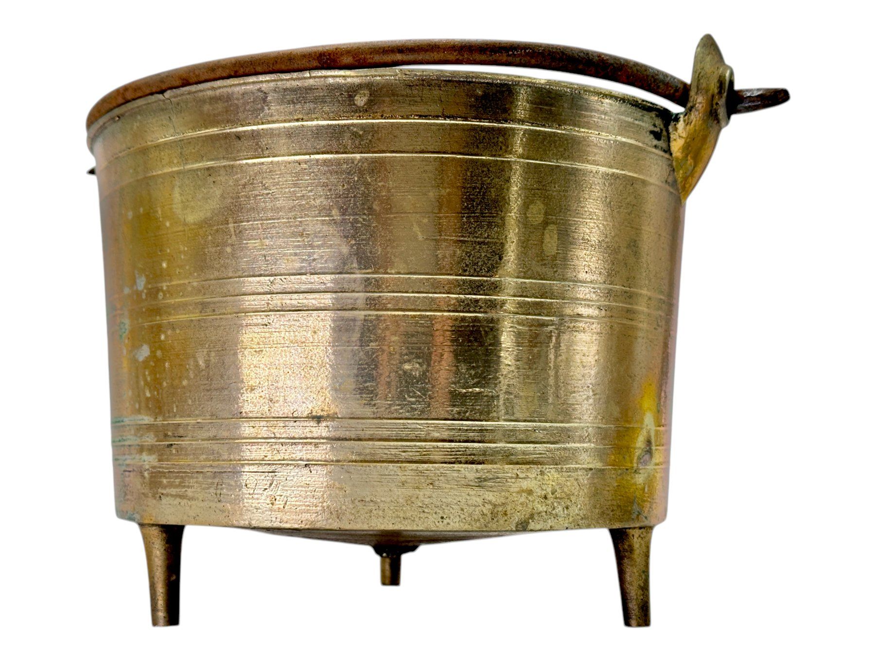 Pentole: Ancienne marmite tripode en bronze avec pieds et anse – Usato da Morges venduto da Auct 1