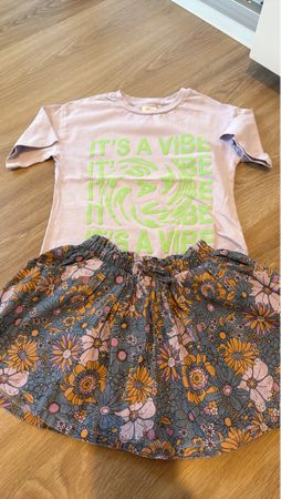Girl's 'It's A Vibe' T-Shirt & Floral Skirt Set, Size 98