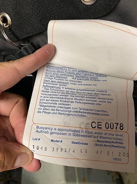 Mute per immersioni: Tarierjacket Aqualung Pro Grösse L – Usato da Schöftland venduto da dir_khq9 4