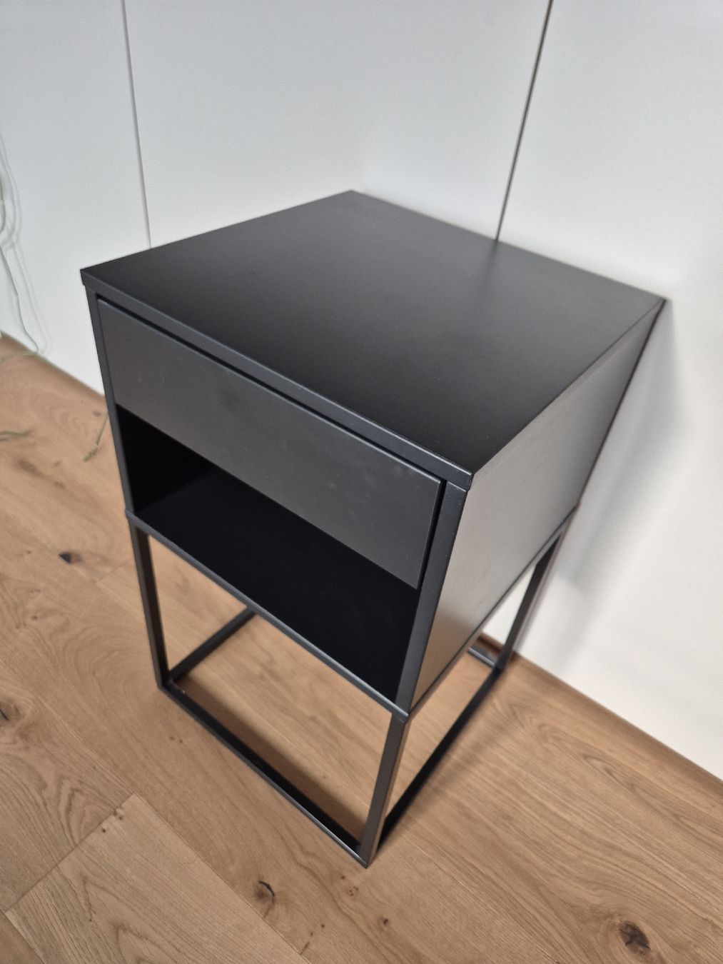 Comodini: Nachttisch Ikea Vikhammer – Usato da Ibach venduto da yan_zrchr 3