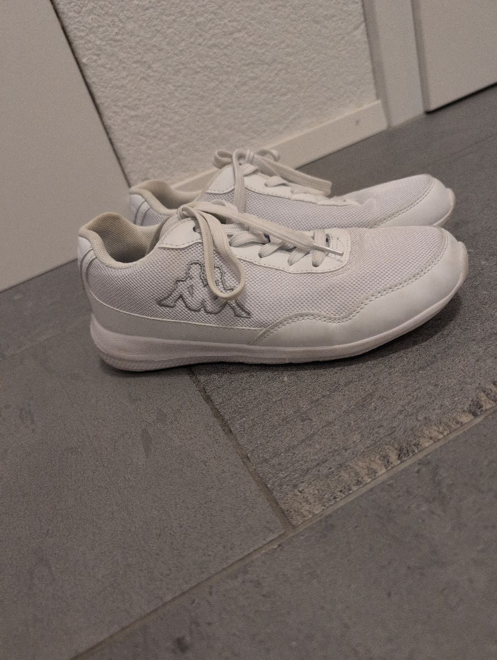 Kappa Scarpe da uomo: Kapa Trainingsschuhe – Usato da Ostermundigen venduto da YA77