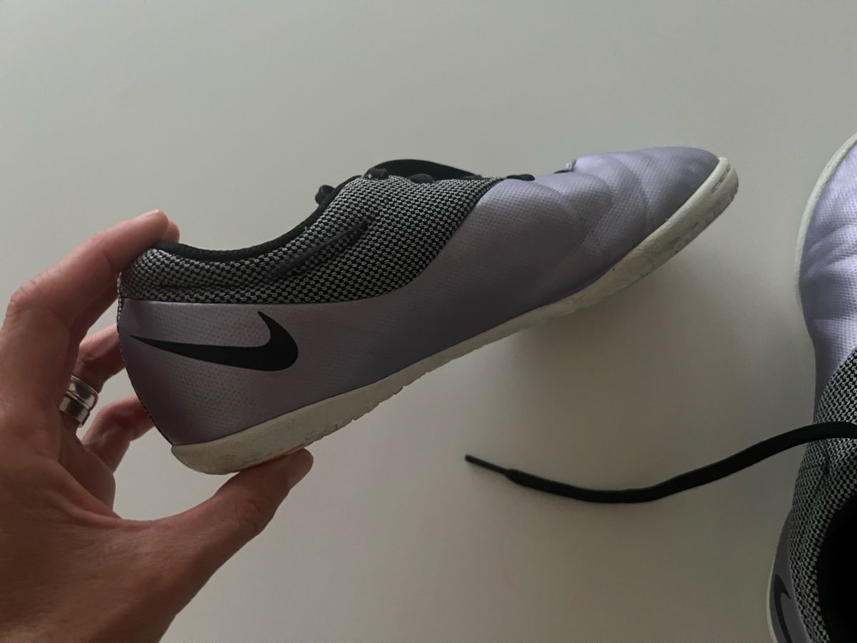 Nike Scarpe per ragazze: Nike taille 33,5 – Usato da Sion venduto da jerermy1911 4