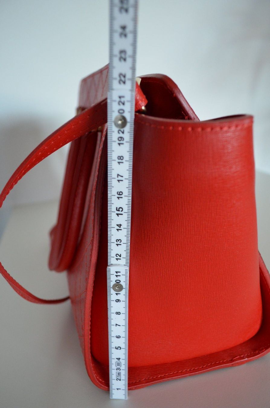 Taschen für Damen: Tasche Bata Leder – Gebraucht aus Locarno von DarjaRonco 4