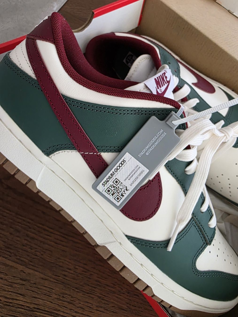 Nike Scarpe da uomo: Nike  Dunk Low Retro Sneakers – Nuovo e nell'imballaggio originale da Oftringen venduto da JG__4 5