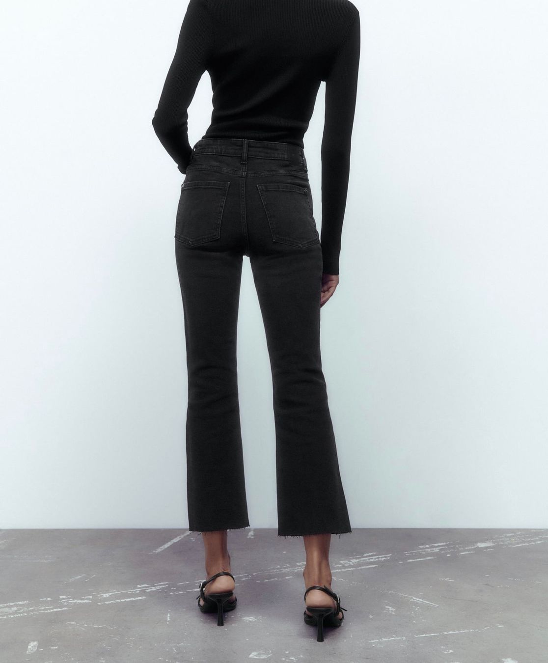 Zara Jeans: Jeans ZARA – Nuovo (secondo la descrizione) da Egerkingen venduto da ear_k6fg 1