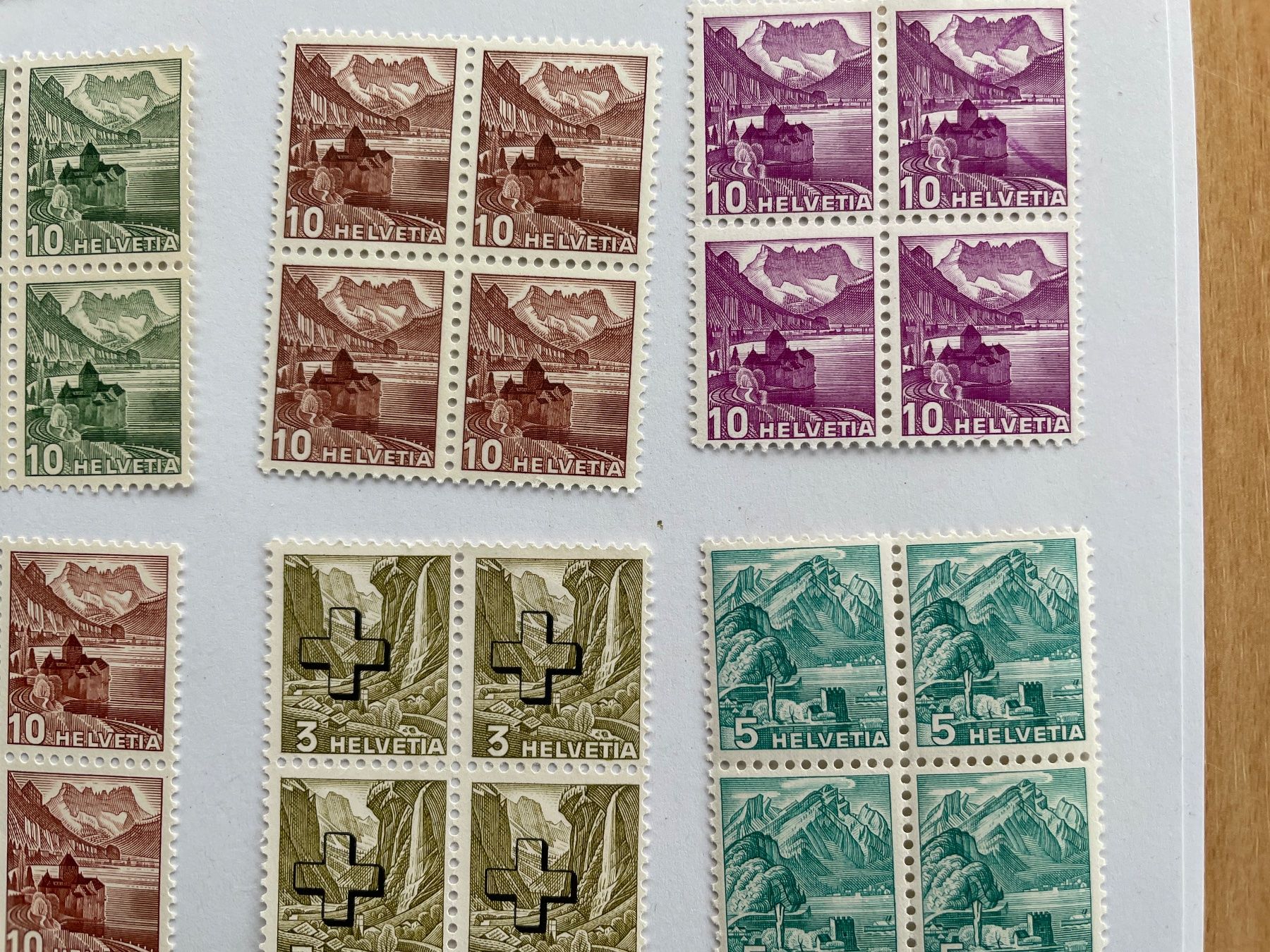 Alle Briefmarken: Paysages** et désarmement ** – Gebraucht aus Sonceboz-Sombeval von Comment2 5