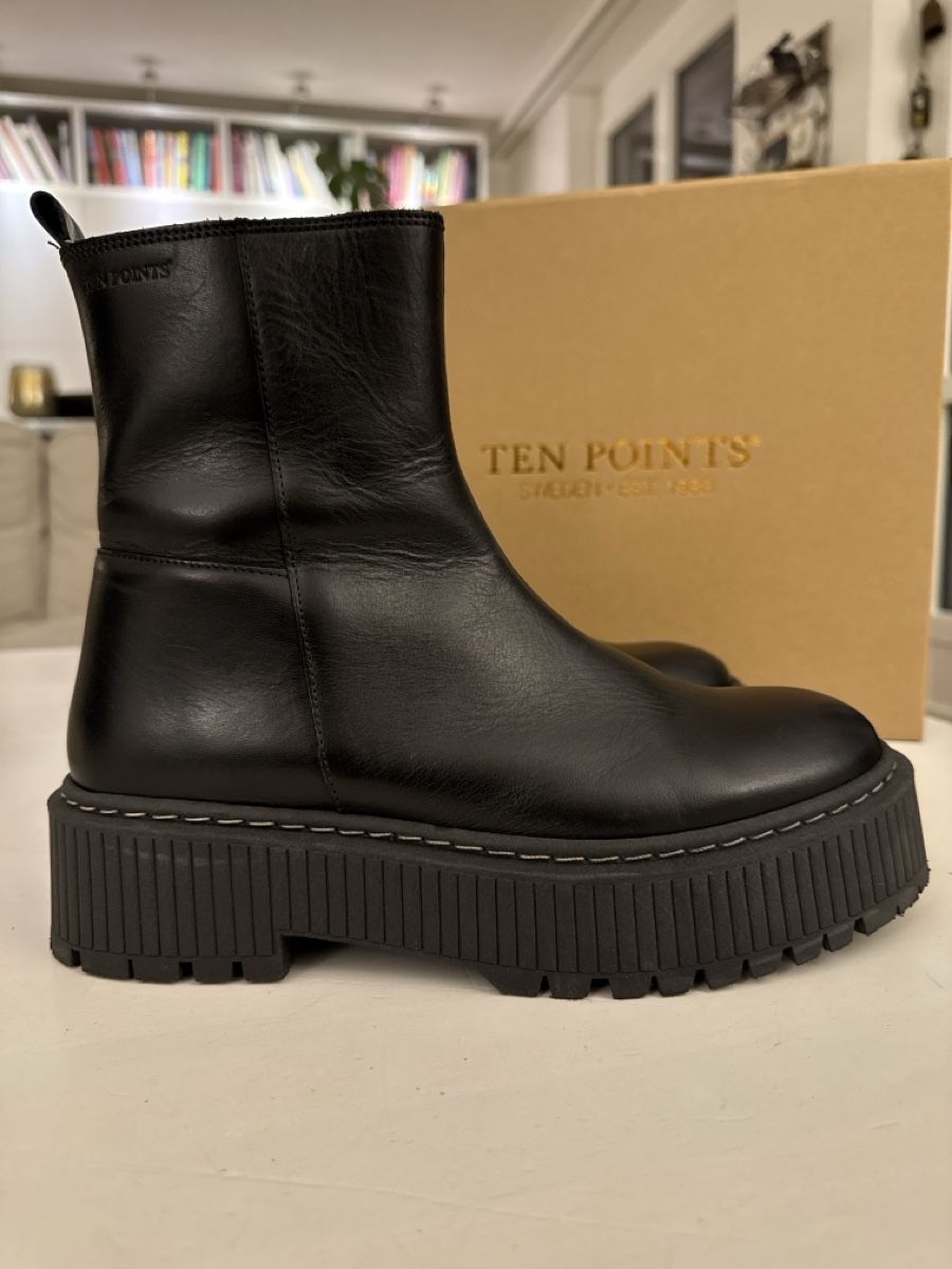 Scarpe da donna: Trendige Herbst-Boots von Ten Points, Gr. 39, Leder – Nuovo (secondo la descrizione) da Winterthur venduto da san_9m2f 3