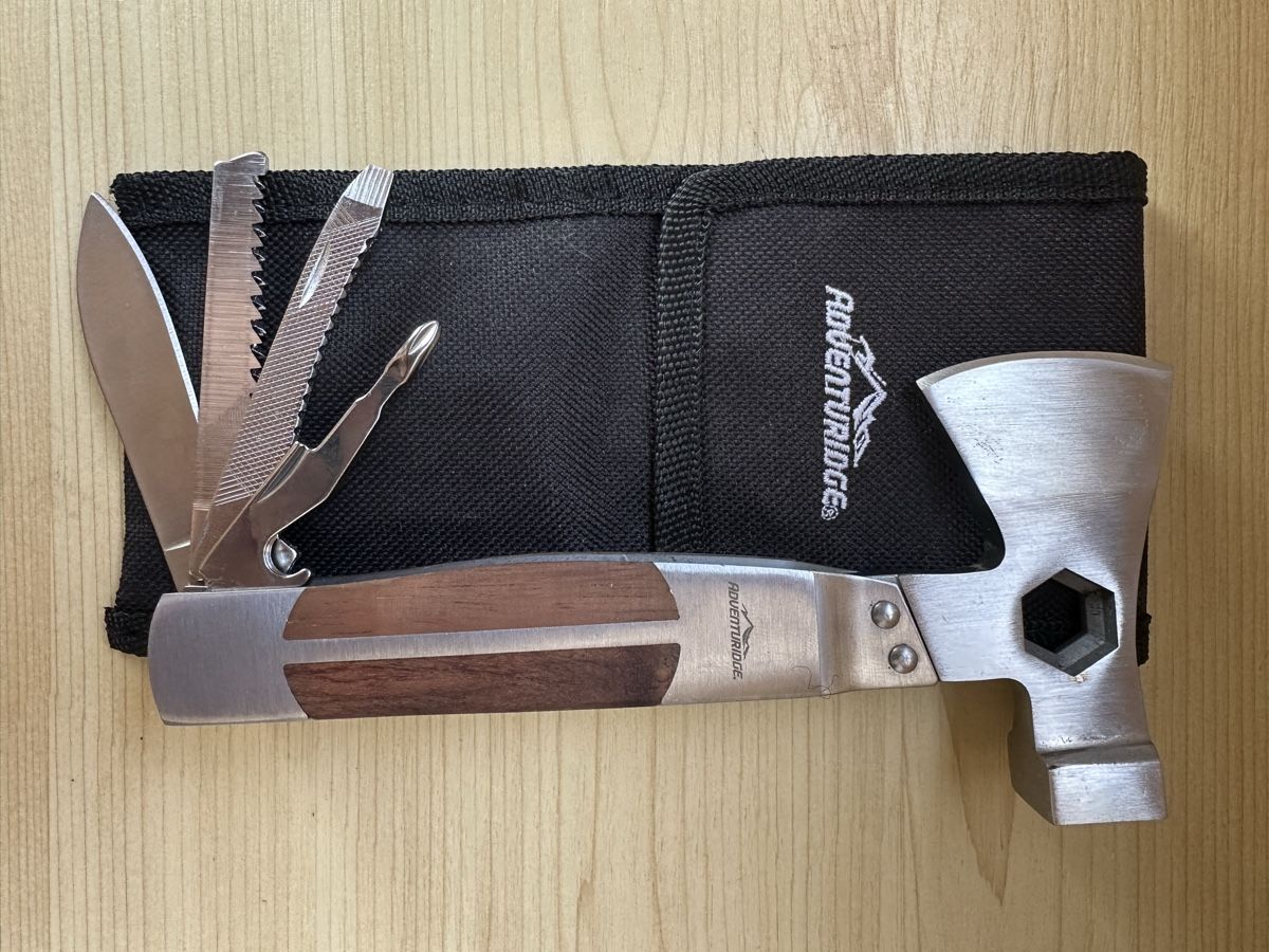 Alle Werkzeuge: Adventure Ridge Camping Axt Multitool – Neu (gemäss Beschreibung) aus Zizers von 7000GR 2