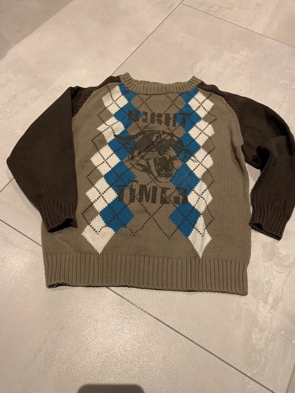 Pulls et sweat-shirts: Pullover Gr.128 – Neuf (Voir description) à Zuzwil SG par Ibohaus