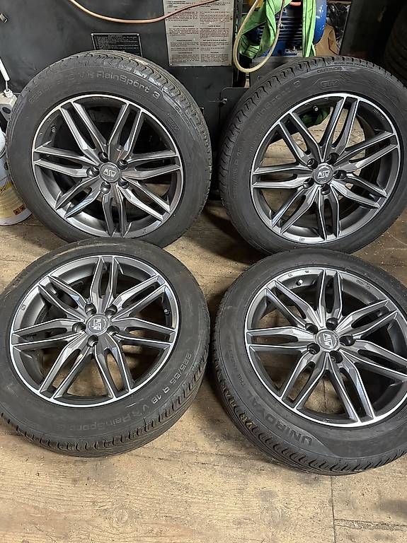 Pneus & Roues: Sommeräder OZ – D'occasion à Kleinandelfingen par Alexi-bexi-21