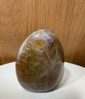 Sehr schöner Quarz gelb Free Form aus Madagaskar