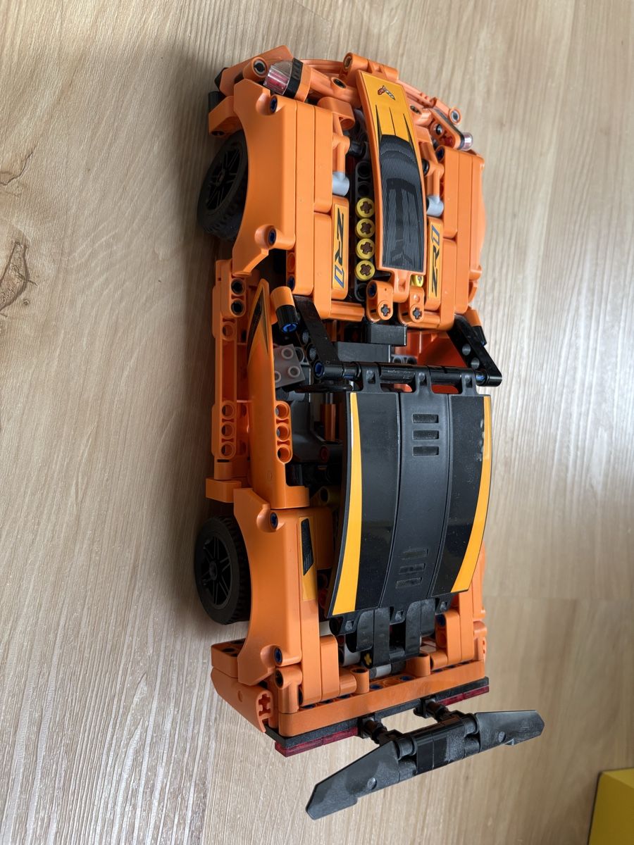 Lego Giocattoli: LEGO Technic Corvette – Usato da Hendschiken venduto da Hujbe 1