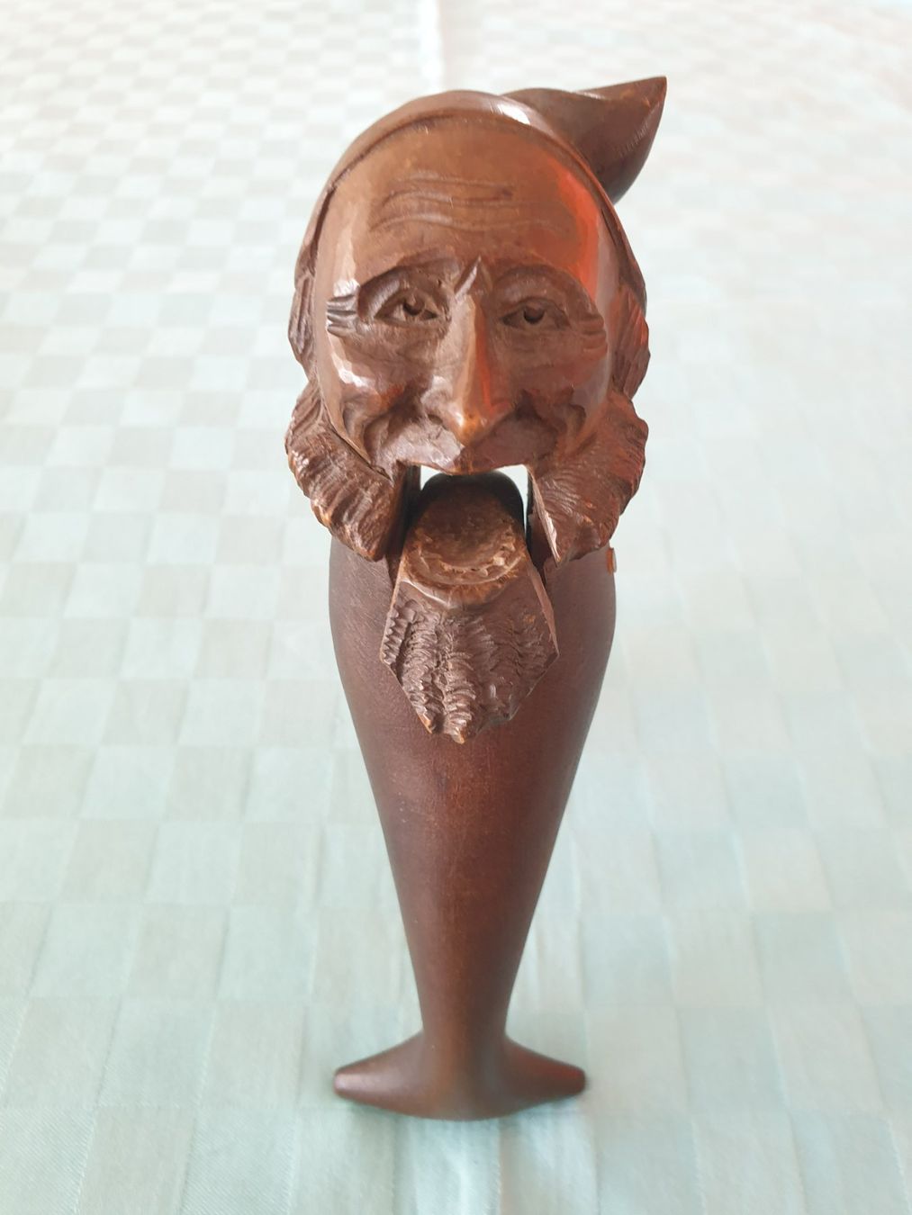 Figuren: Nussknacker Brienzer Schnitzerei Holz – Gebraucht aus Mörschwil von spirspi