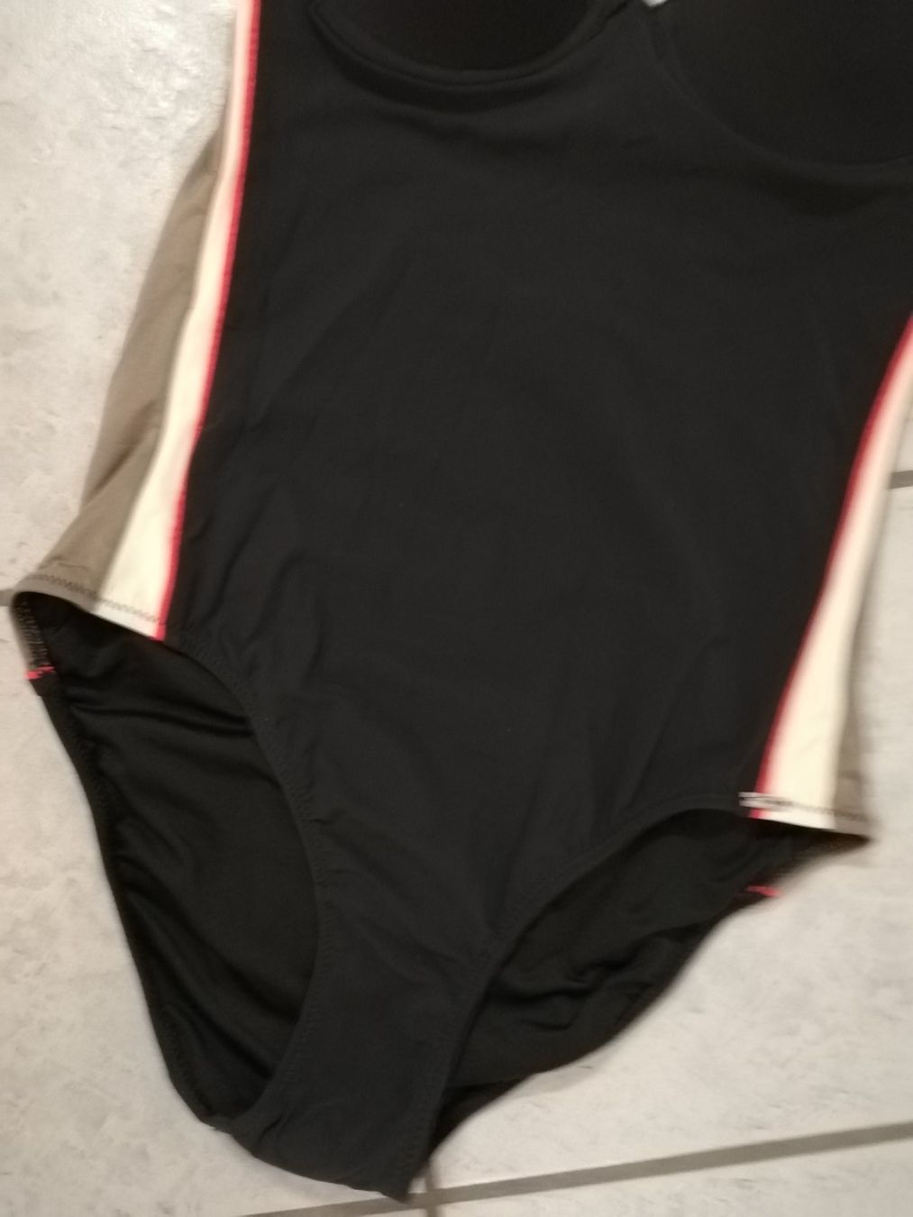 Costumi da bagno & Bikini: Badeanzug Tryumph Neu – Nuovo (secondo la descrizione) da Untersiggenthal venduto da Marlen59 2