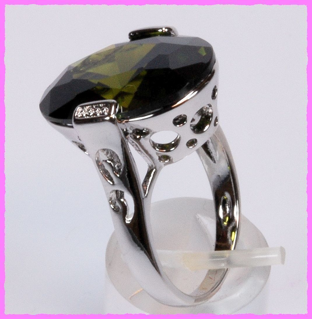 Anelli: Bezaubernder Ring mit grossem Zirkon – Nuovo e nell'imballaggio originale da Oberglatt ZH venduto da Diamond-Girl 1